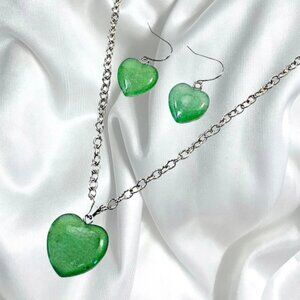 Green stone heart pendant necklace earring set in genuine Aventurine Stone  NEW